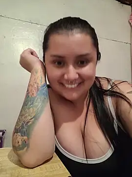CurvyNoir online show from May 13, 3:26 am