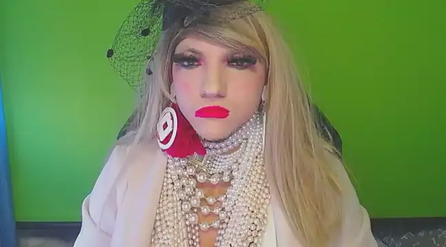 Snapshot of VanesaCrossic chatting on March 20, 5:35 am VanesaCrossic online show from March 20, 5:35 am