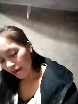 Snapshot of Alice-567 chatting on November 21, 2:05 pm Alice-567 online show from November 21, 2:05 pm