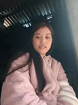 Snapshot of Alice-567 chatting on November 24, 1:49 am Alice-567 online show from November 24, 1:49 am