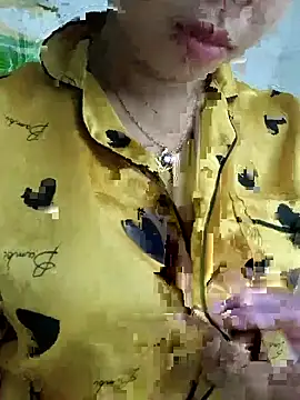 Snapshot of kitti-krush chatting on November 3, 4:25 am kitti-krush online show from November 3, 4:25 am