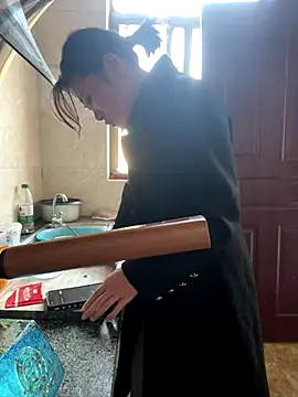 daaqnn online show from November 27, 11:40 pm