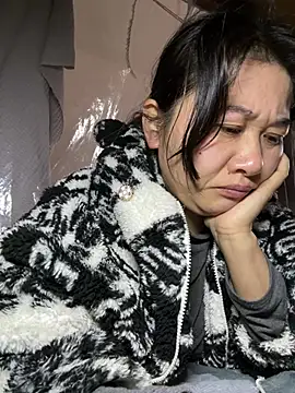 daaqnn online show from March 16, 11:42 pm