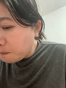 daaqnn online show from April 17, 11:46 am