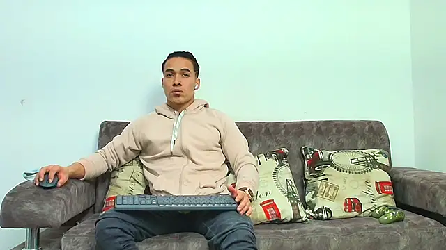 thebadboys05 online show from April 14, 3:45 am