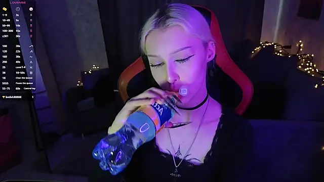 goth  tv online show from December 21, 10:22 am