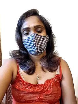 Snapshot of Queen-dhivya chatting on February 2, 12:48 pm Queen-dhivya online show from February 2, 12:48 pm