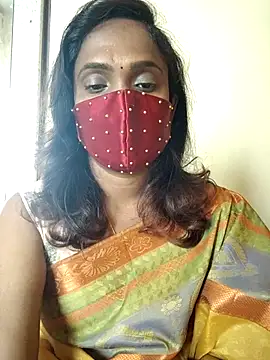 Snapshot of Queen-dhivya chatting on February 16, 3:13 am Queen-dhivya online show from February 16, 3:13 am