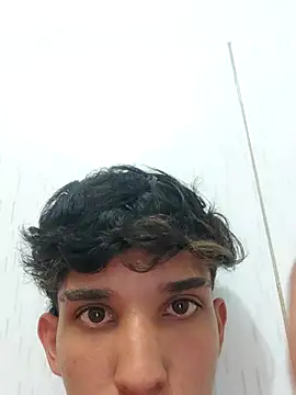 Snapshot of sougostoso18 chatting on November 7, 1:38 am sougostoso18 online show from November 7, 1:38 am