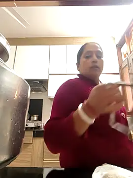 Snapshot of Hot-Sana2 chatting on November 9, 5:28 am Hot-Sana2 online show from November 9, 5:28 am