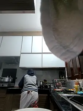 Snapshot of Hot-Sana2 chatting on November 27, 1:46 pm Hot-Sana2 online show from November 27, 1:46 pm