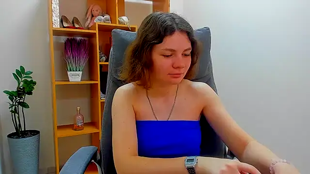 Snapshot of Stella-Maers chatting on April 28, 7:35 am Stella-Maers online show from April 28, 7:35 am