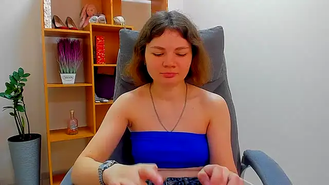 Snapshot of Stella-Maers chatting on April 30, 7:14 am Stella-Maers online show from April 30, 7:14 am