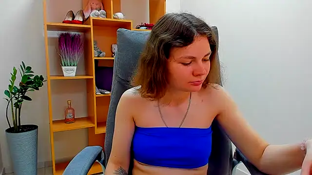 Snapshot of Stella-Maers chatting on June 1, 7:21 am Stella-Maers online show from June 1, 7:21 am