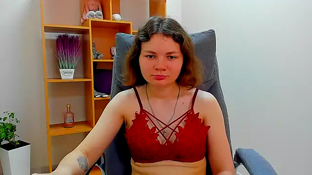 Snapshot of Stella-Maers chatting on June 10, 7:18 am Stella-Maers online show from June 10, 7:18 am