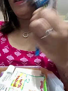 maira 33 online show from August 6, 5:09 am