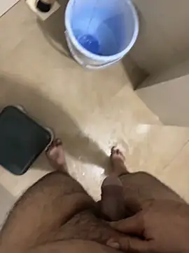 Snapshot of alan0ass chatting on November 2, 1:35 pm alan0ass online show from November 2, 1:35 pm