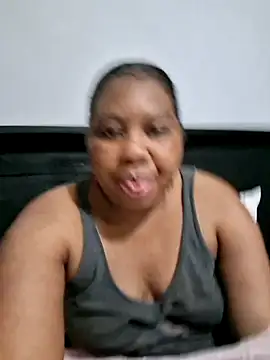 Bigpussyjuicylips online show from July 21, 5:26 pm