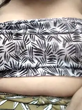 Snapshot of Cute_Angel_1 chatting on October 31, 5:14 pm Cute Angel 1 online show from October 31, 5:14 pm