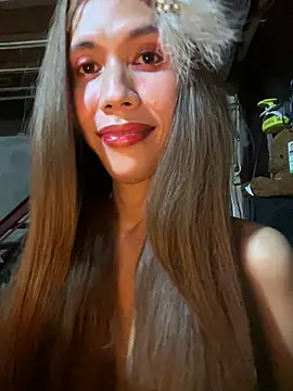 Snapshot of bellaUtops chatting on February 20, 9:26 pm bellaUtops online show from February 20, 9:26 pm