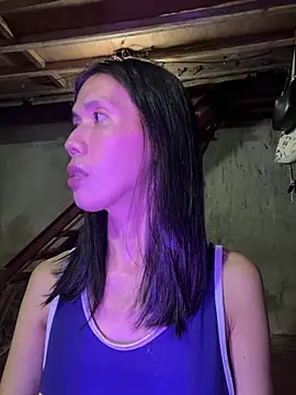 bellaUtops online show from March 22, 4:21 pm