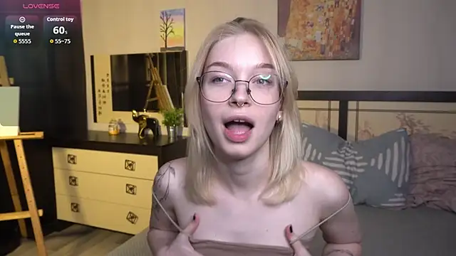 Snapshot of ShanelTunon chatting on November 5, 7:14 pm ShanelTunon online show from November 5, 7:14 pm