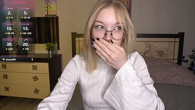 Snapshot of ShanelTunon chatting on November 14, 8:07 pm ShanelTunon online show from November 14, 8:07 pm