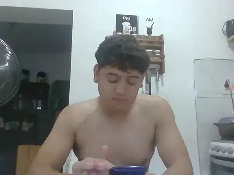 Myboy0020 online show from December 21, 5:42 pm