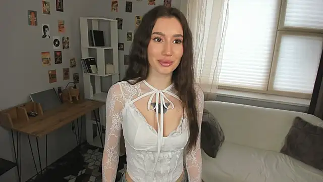 Snapshot of VvesssbZe chatting on November 13, 8:46 am VvesssbZe online show from November 13, 8:46 am