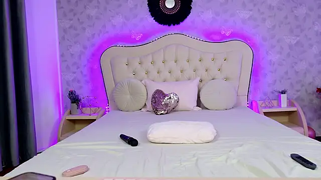 GracieCute online show from October 9, 3:37 am