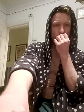 jigglethaypussi online show from March 5, 6:42 am