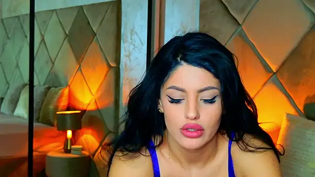 Myla-b online show from March 4, 10:05 pm