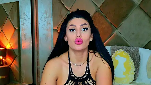 Myla-b online show from April 4, 9:56 pm