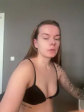 LisaFreierxx online show from February 24, 10:24 am