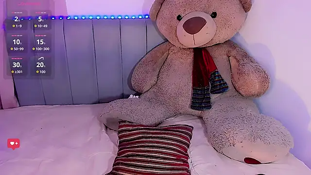 SexyNaza 1 online show from April 5, 11:57 pm