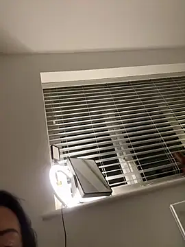 Snapshot of Bethrae25 chatting on November 4, 5:34 pm Bethrae25 online show from November 4, 5:34 pm