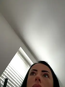 Snapshot of Bethrae25 chatting on November 28, 2:20 pm Bethrae25 online show from November 28, 2:20 pm