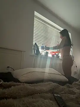 Bethrae25 online show from February 24, 5:44 pm