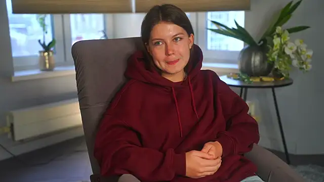 TereseHoltorf online show from November 2, 4:15 am