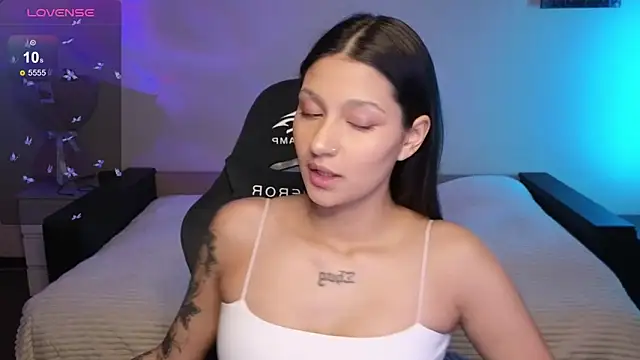 Nikol Goldysss online show from November 8, 2:12 am