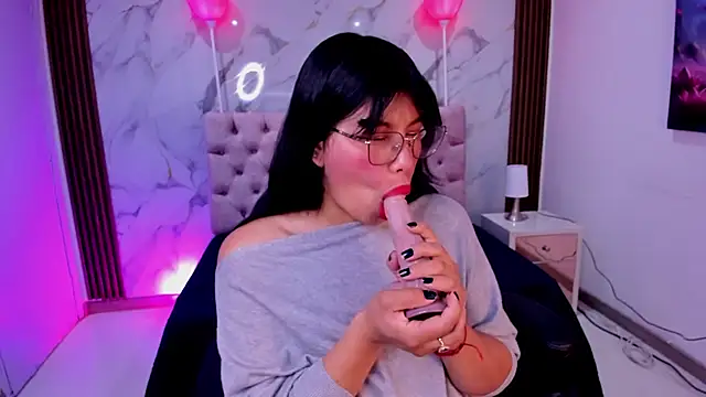 EsmeraldaChantre online show from January 15, 11:48 am