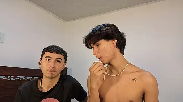 Snapshot of Raven_Eclipse chatting on November 3, 6:09 pm Raven Eclipse online show from November 3, 6:09 pm