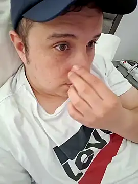 Snapshot of AngelsCouple- chatting on November 1, 6:43 pm AngelsCouple- online show from November 1, 6:43 pm