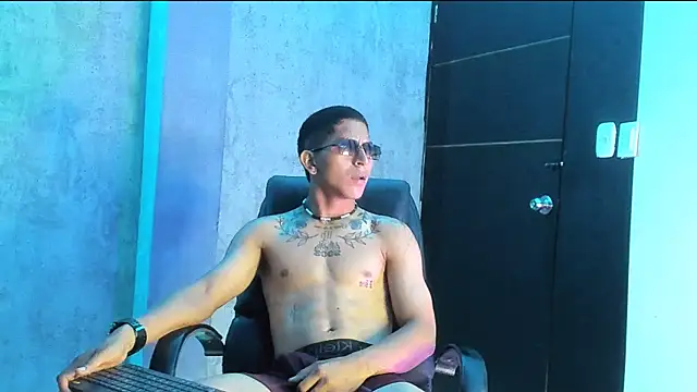 soy Aron online show from November 7, 7:47 pm