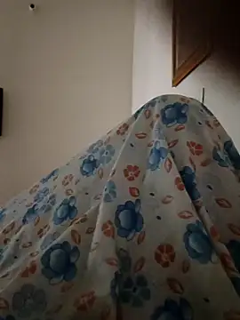 Snapshot of lucky5008 chatting on November 3, 3:19 am lucky5008 online show from November 3, 3:19 am