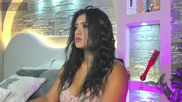 Karla 61 online show from November 8, 7:45 pm