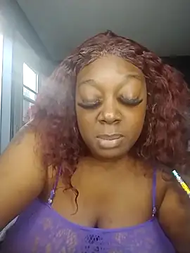 Snapshot of BiancaClarkson chatting on November 8, 8:40 pm BiancaClarkson online show from November 8, 8:40 pm