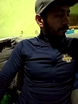 Snapshot of masia0 chatting on November 2, 5:10 am masia0 online show from November 2, 5:10 am