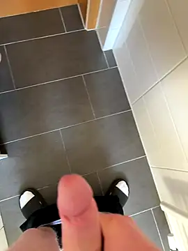 timtom19 online show from November 21, 1:21 pm