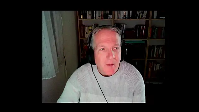 Snapshot of ChocolatMilka44 chatting on November 3, 9:54 am ChocolatMilka44 online show from November 3, 9:54 am